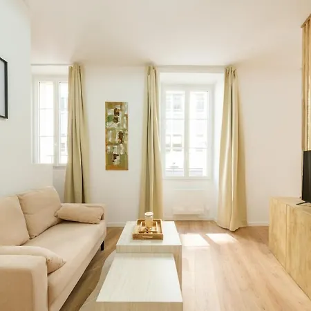 Daire Amazing Place Clichy - Fourche Paris